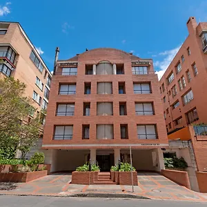4* Hotel Gio Parque 93